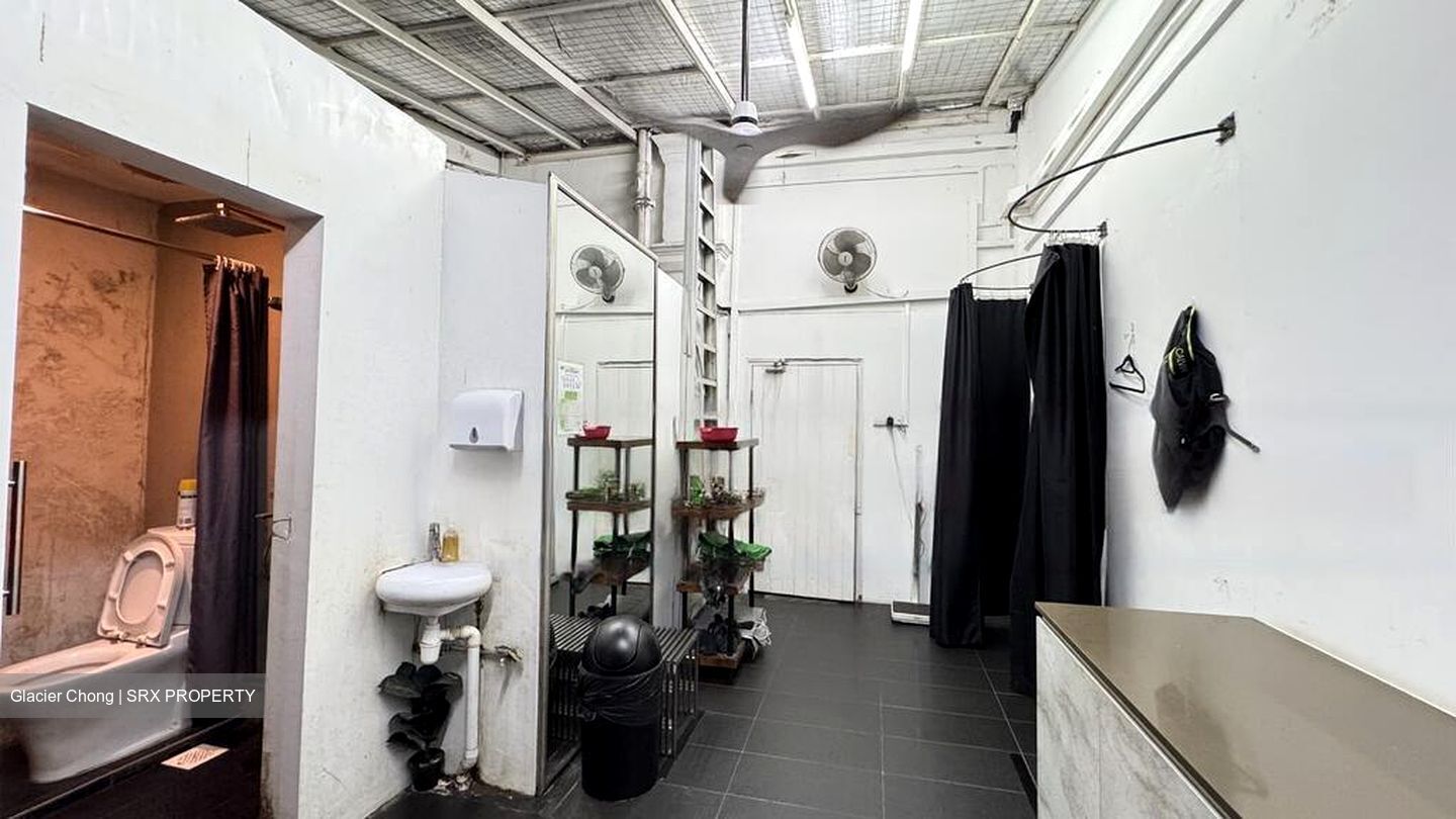 Devonshire Road (D9), Terrace #463001551